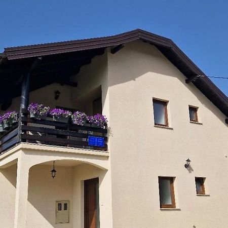 House Boketto Hotel Korenica Buitenkant foto