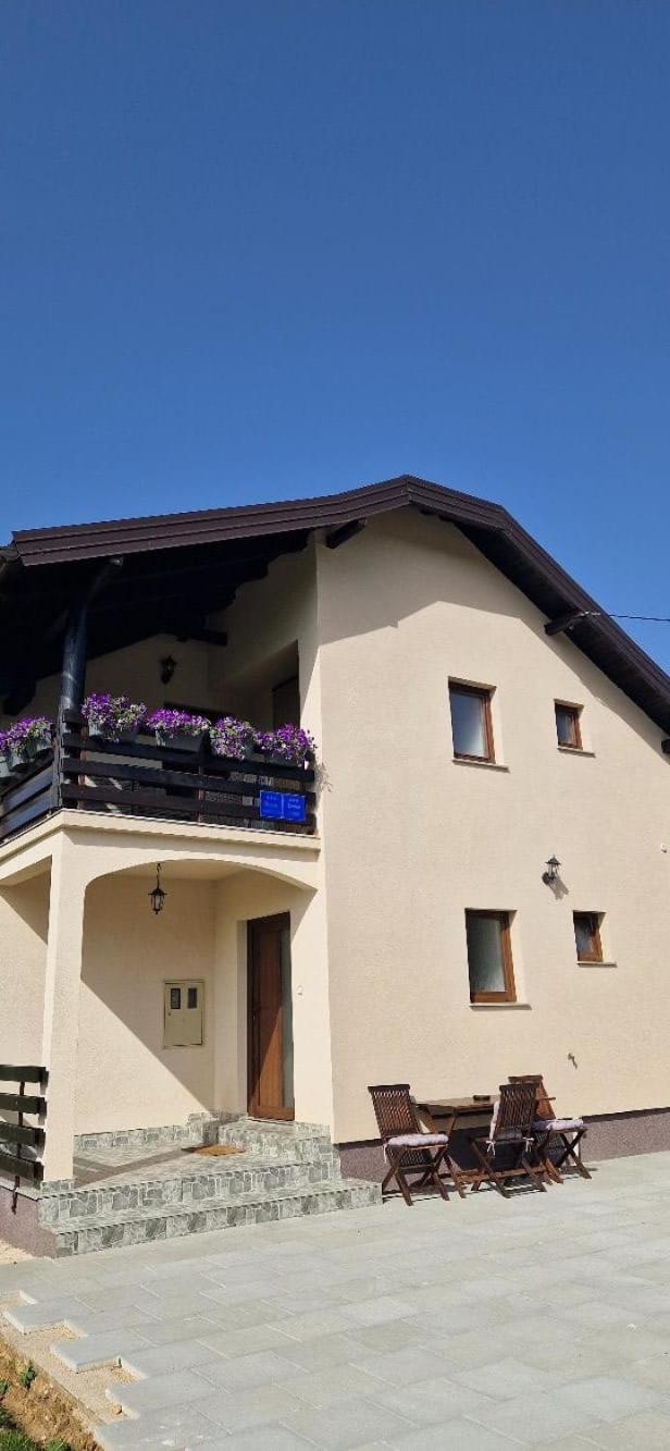 House Boketto Hotel Korenica Buitenkant foto